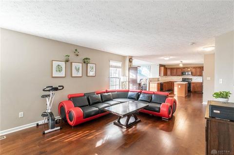 423 Stanton Dr, Springboro, OH 45066 photo 4