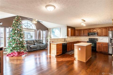 423 Stanton Dr, Springboro, OH 45066 photo 7