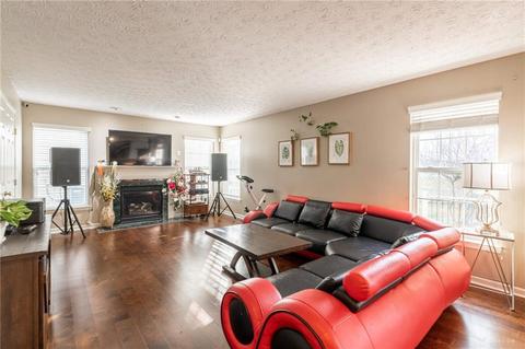 423 Stanton Dr, Springboro, OH 45066 photo 3