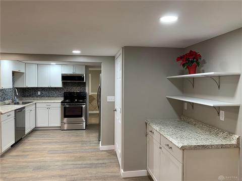 6775 Maple Dr, Franklin, OH 45005 photo 3