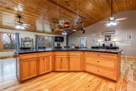 2373 Shrine Rd, Springfield, OH 45502 photo 8