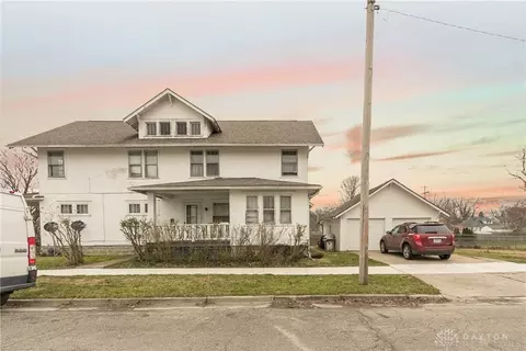 402 S Douglas Ave, Springfield, OH 45505 photo 9
