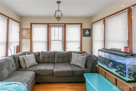 402 S Douglas Ave, Springfield, OH 45505 photo 11