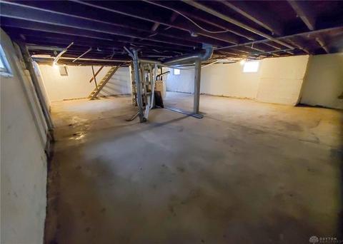 604 E Cecil St, Springfield, OH 45503 photo 17