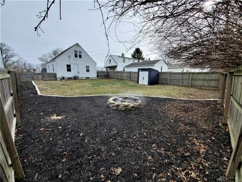 1973 E Bataan Dr, Dayton, OH 45420 photo 4