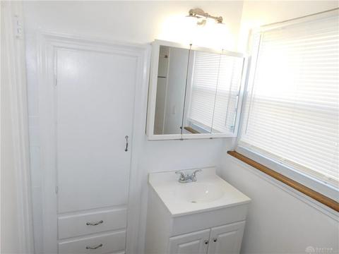 1349 Elmdale Dr, Dayton, OH 45409 photo 27