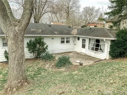 176 E Bryant Ave, Franklin, OH 45005 photo 2