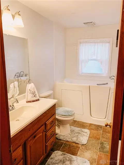 176 E Bryant Ave, Franklin, OH 45005 photo 11