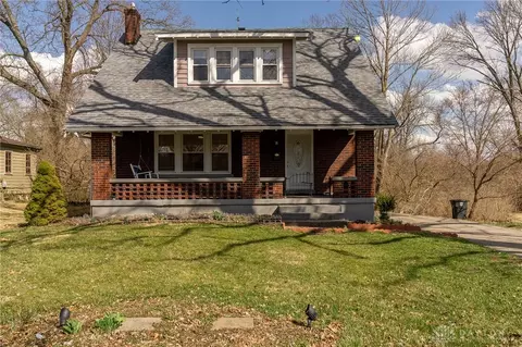 166 S Main St, Centerville, OH 45458 photo 3
