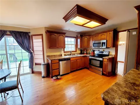 5825 Willow Chase Cir, Springfield, OH 45502 photo 12