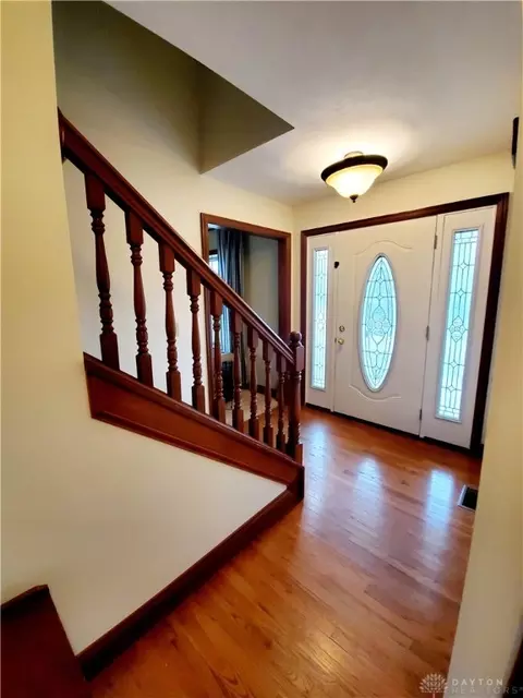 5825 Willow Chase Cir, Springfield, OH 45502 photo 3