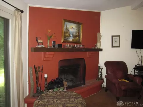 8951 Deep Forest Ln, Dayton, OH 45458 photo 8