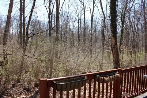 8951 Deep Forest Ln, Dayton, OH 45458 photo 37