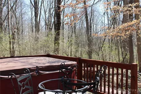 8951 Deep Forest Ln, Dayton, OH 45458 photo 34