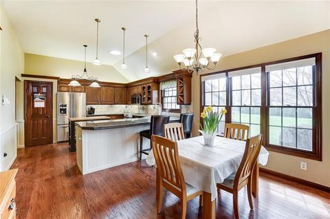 1863 Mchenry Ct, Bellbrook, OH 45305 photo 10