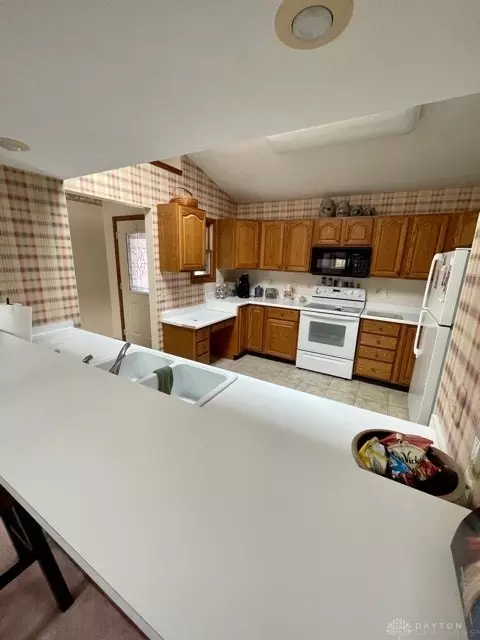 3130 Lakeview Ct, Springfield, OH 45503 photo 7