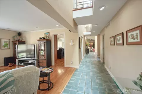 647 E State Route 73, Springboro, OH 45066 photo 9