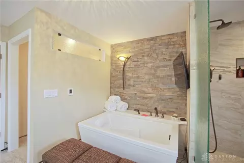 647 E State Route 73, Springboro, OH 45066 photo 19
