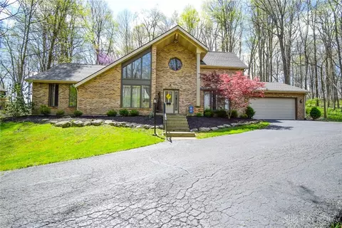 477 Aberfelda Dr, Springfield, OH 45504 photo 6