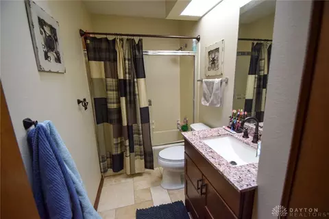 477 Aberfelda Dr, Springfield, OH 45504 photo 34