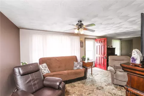 8060 Springfield Jamestown Rd, Springfield, OH 45502 photo 9