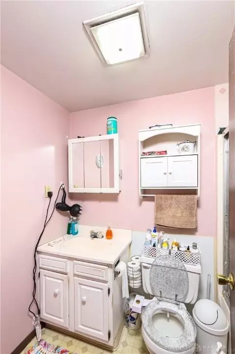 8060 Springfield Jamestown Rd, Springfield, OH 45502 photo 18