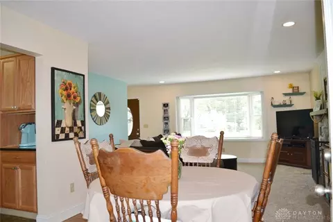 56 W Possum Rd, Springfield, OH 45506 photo 13