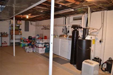 56 W Possum Rd, Springfield, OH 45506 photo 42