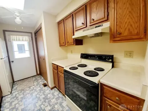 4563 Reno Ln, Springfield, OH 45503 photo 12