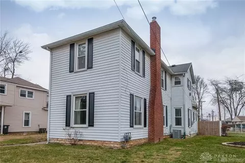410 E Walnut St, Covington, OH 45318 photo 2