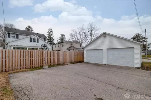 410 E Walnut St, Covington, OH 45318 photo 3