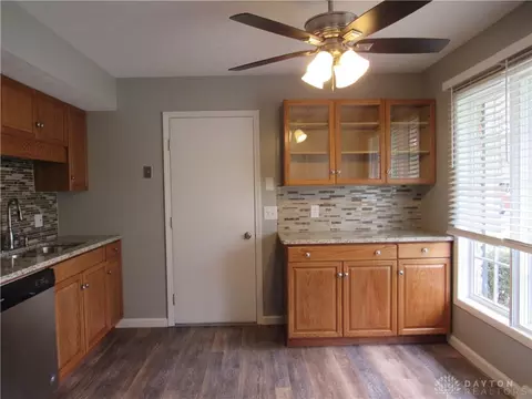 3348 Scotsdale Dr, Springfield, OH 45504 photo 3