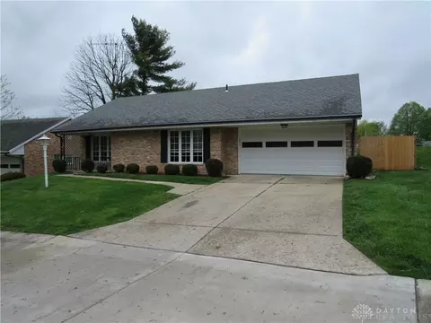 3348 Scotsdale Dr, Springfield, OH 45504 photo 1