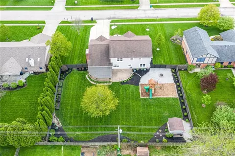 3933 Eagle Point Dr, Beavercreek, OH 45430 photo 57