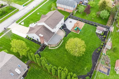 3933 Eagle Point Dr, Beavercreek, OH 45430 photo 56