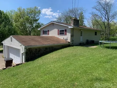 13901 Creekview Dr, Somerville, OH 45064 photo 2