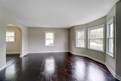 2236 S Burnett Rd, Springfield, OH 45505 photo 8