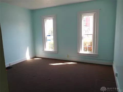 512 W Mulberry St, Springfield, OH 45506 photo 9