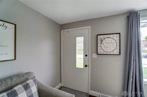 1241 Montego Dr, Springfield, OH 45503 photo 5
