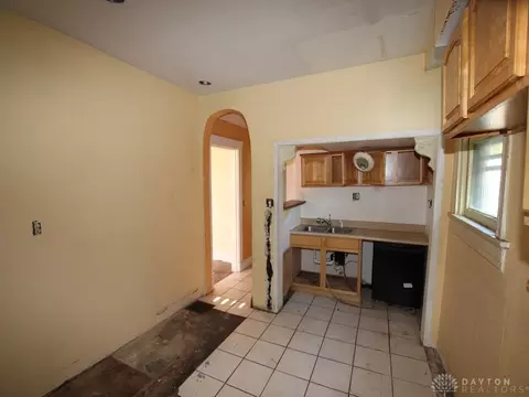 848 Beech Ave, Cincinnati, OH 45205 photo 4