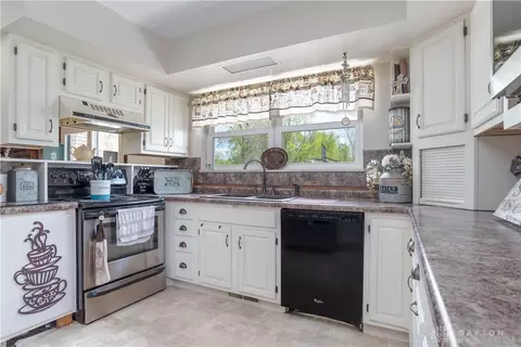 1232 Spruce Ave, Sidney, OH 45365 photo 9