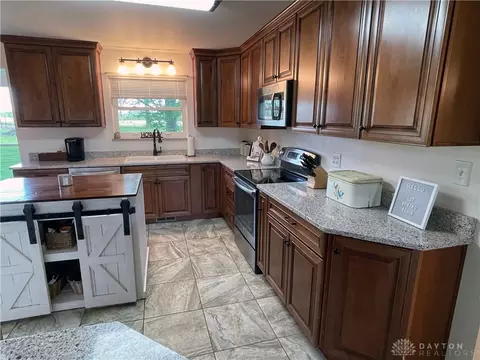 2445 Bone Rd, Lebanon, OH 45036 photo 4
