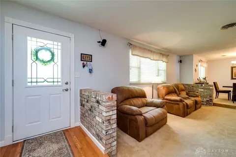 2197 Spahr Rd, Xenia, OH 45385 photo 3