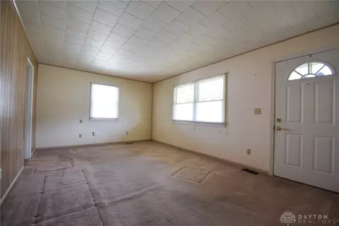 415 Reames Ave, Springfield, OH 45505 photo 2