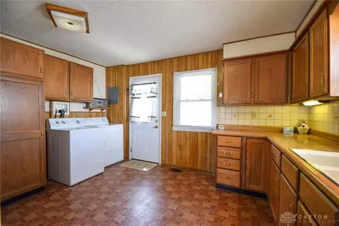 415 Reames Ave, Springfield, OH 45505 photo 7