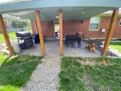 1554 Ridgeway Dr, Springfield, OH 45506 photo 6