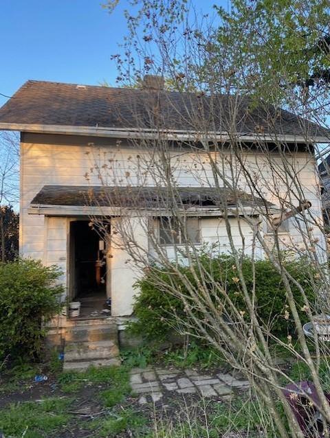 225 N Race St, Springfield, OH 45504 photo 2