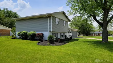 5005 Hahn Ave, Fairborn, OH 45324 photo 5
