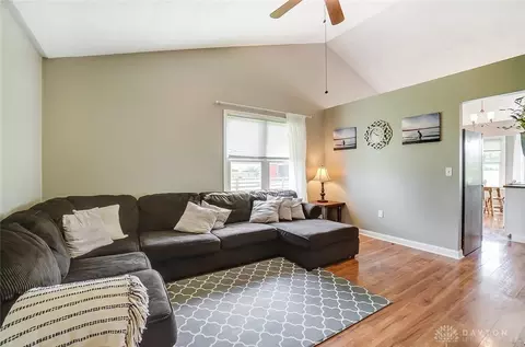 5885 Twitchell Rd, Springfield, OH 45502 photo 4