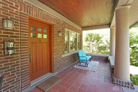 729 E Mitchell Ave, Cincinnati, OH 45229 photo 2